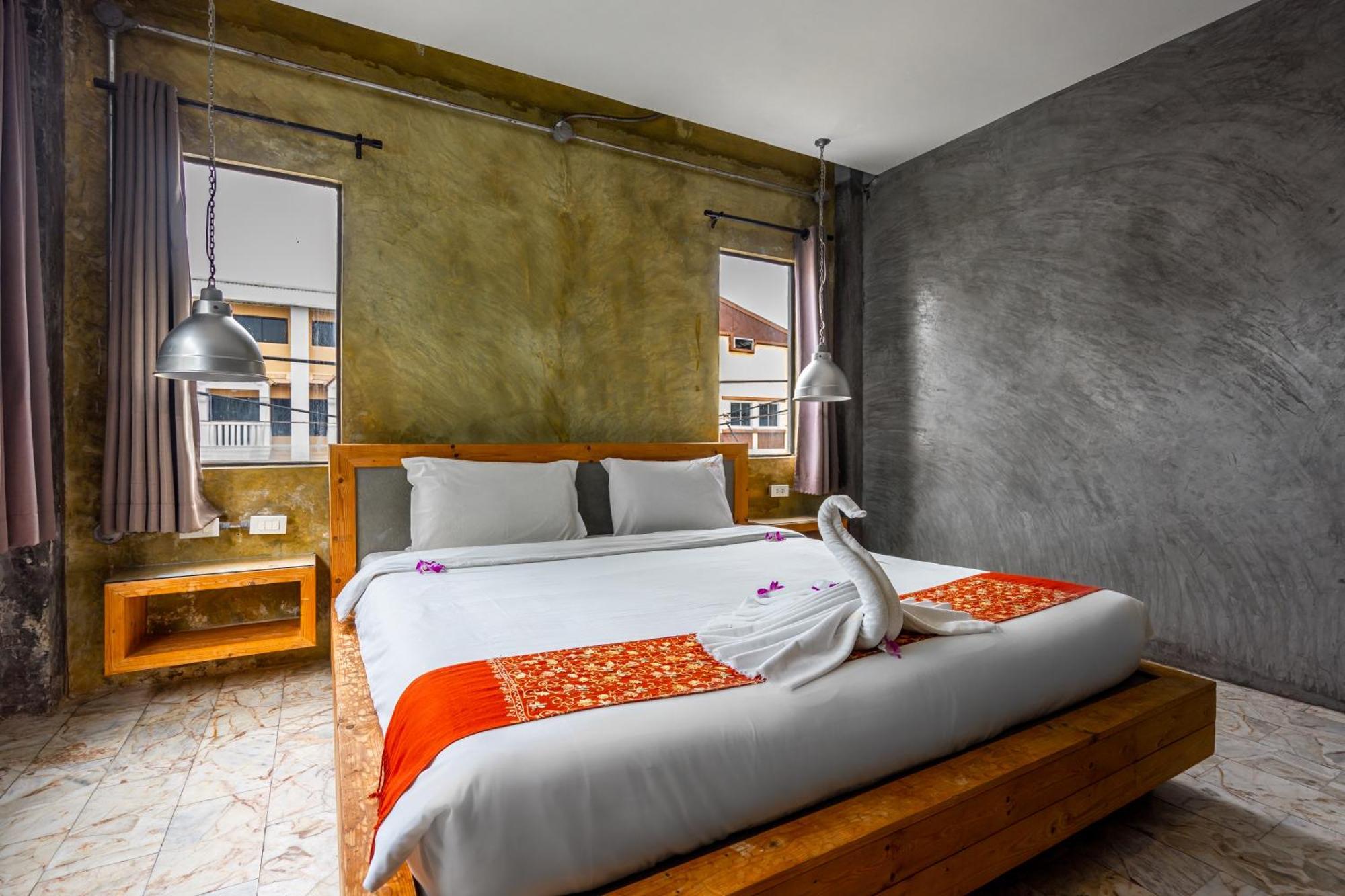 Unotel Karon Beach Exterior photo