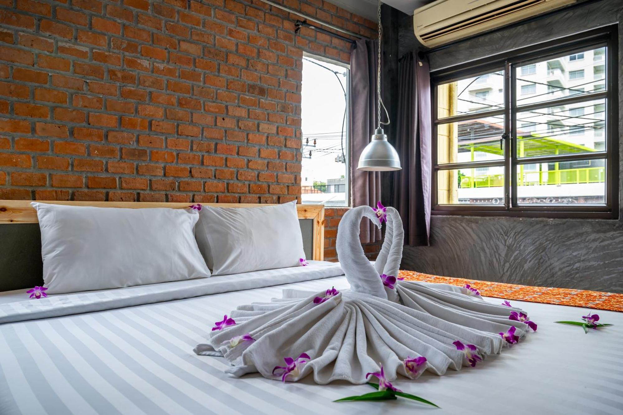 Unotel Karon Beach Exterior photo